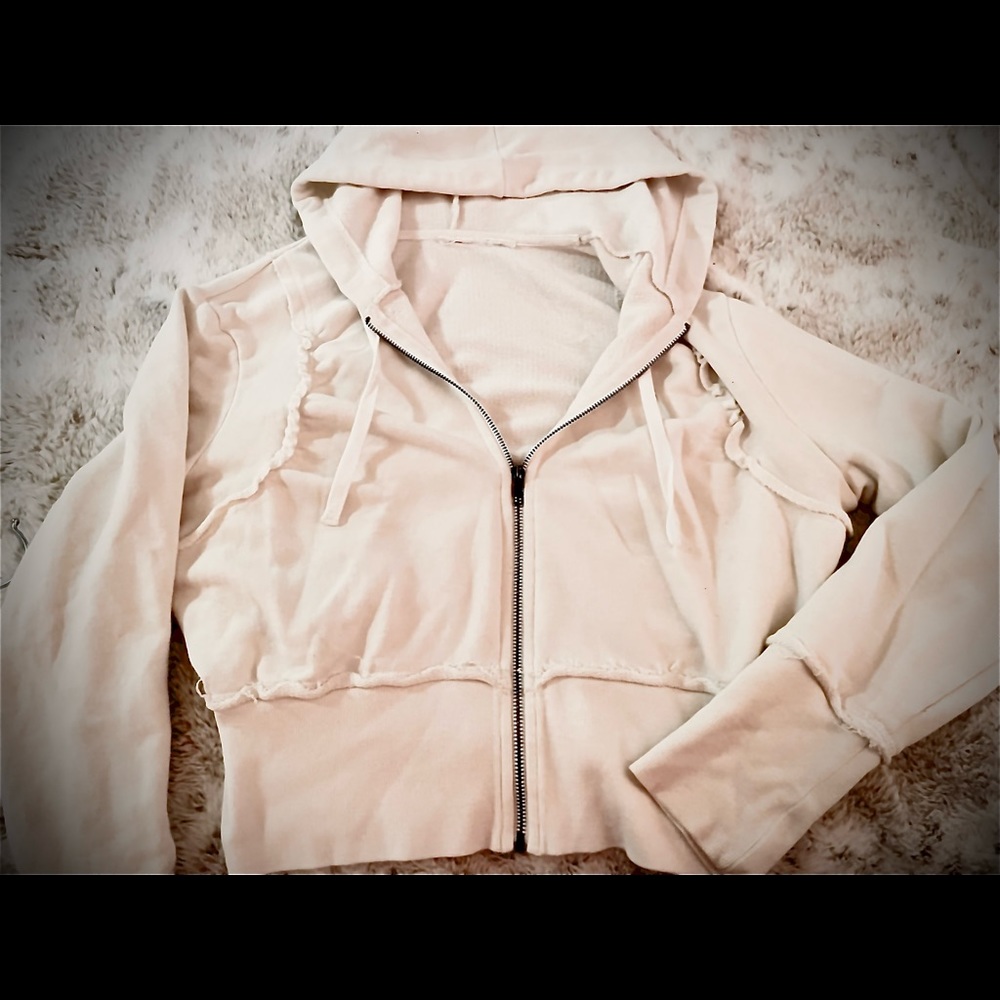 White zip up hooded Ocean Drive Jacket